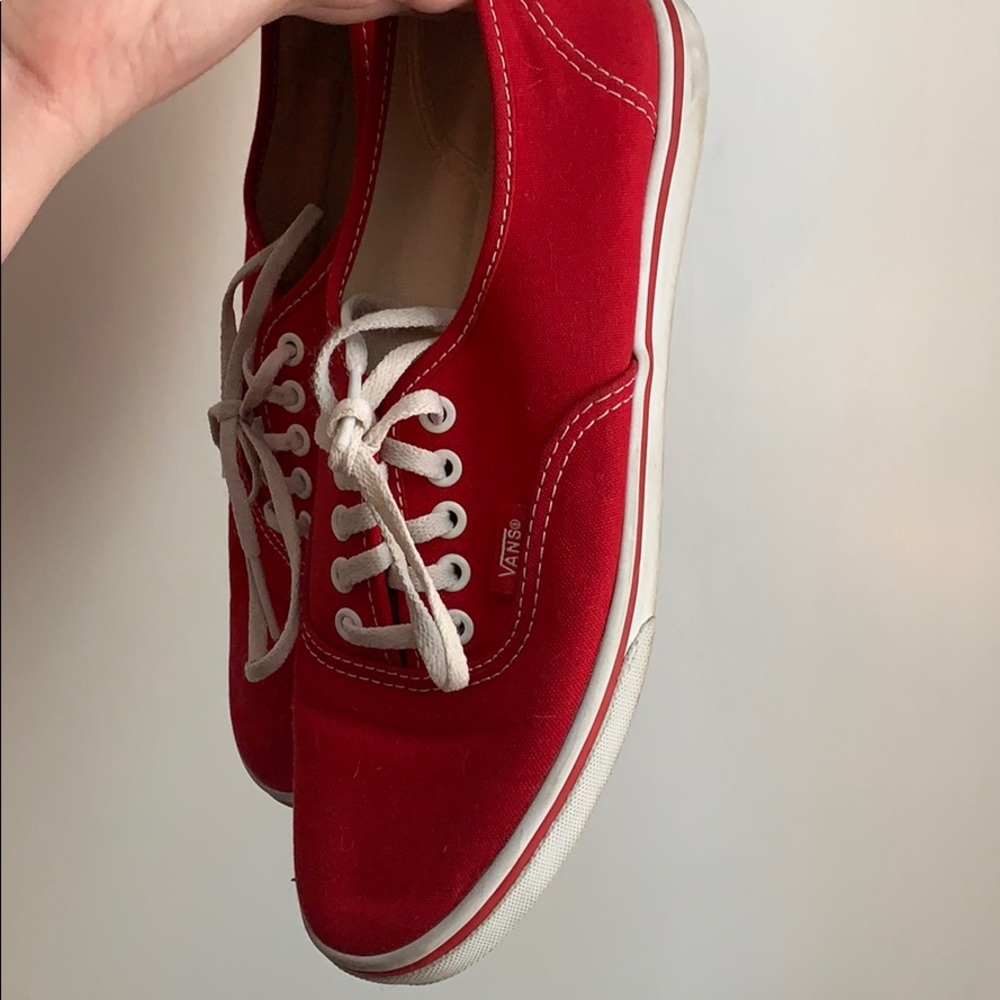 Red vans! - Picture 3 of 3
